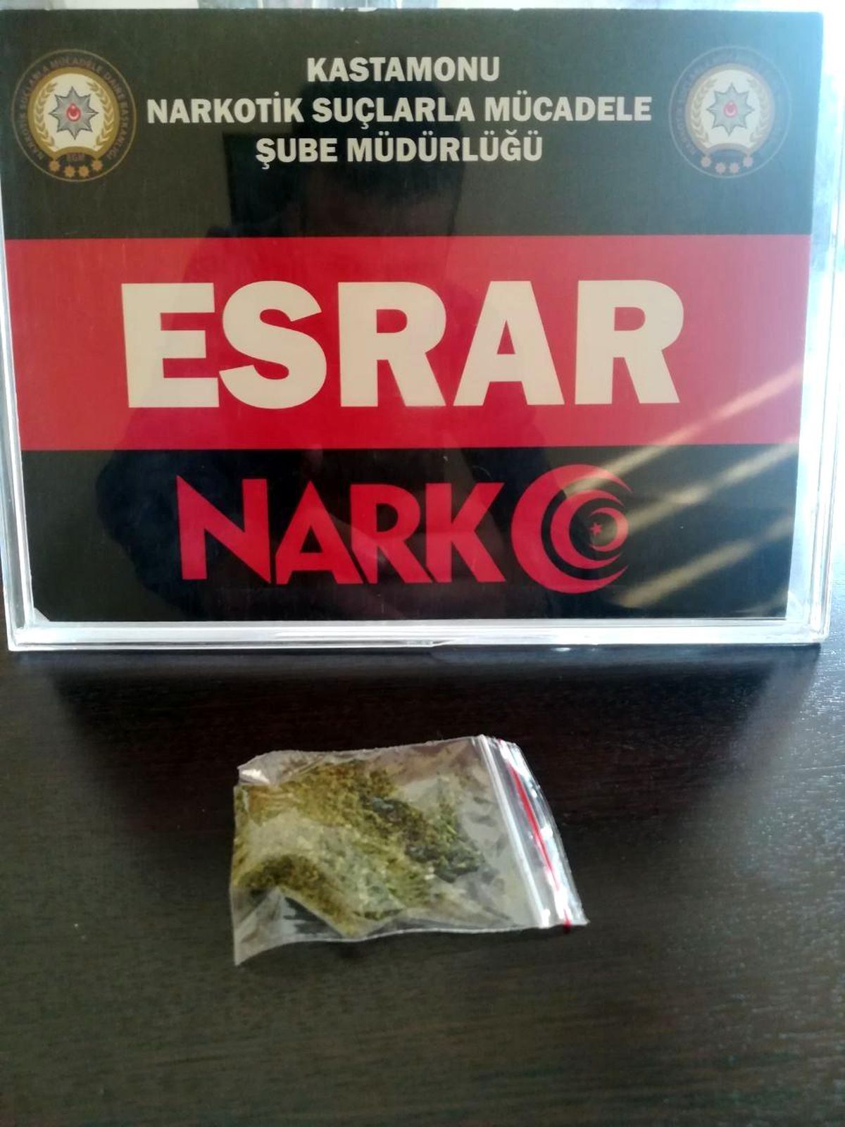 Zehir tacirlerine operasyonlar devam ediyor