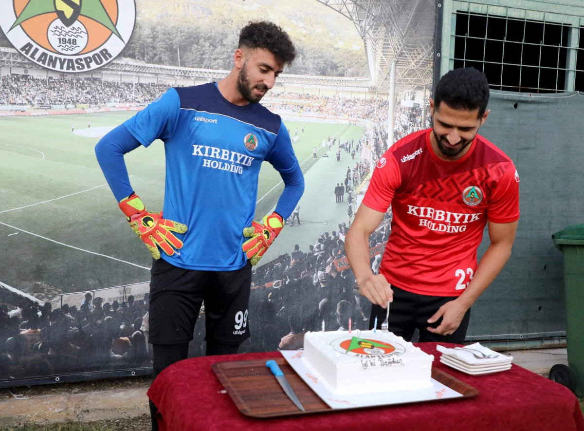 Alanyaspor, Kayserispor maçı hazırlıklarına başladı