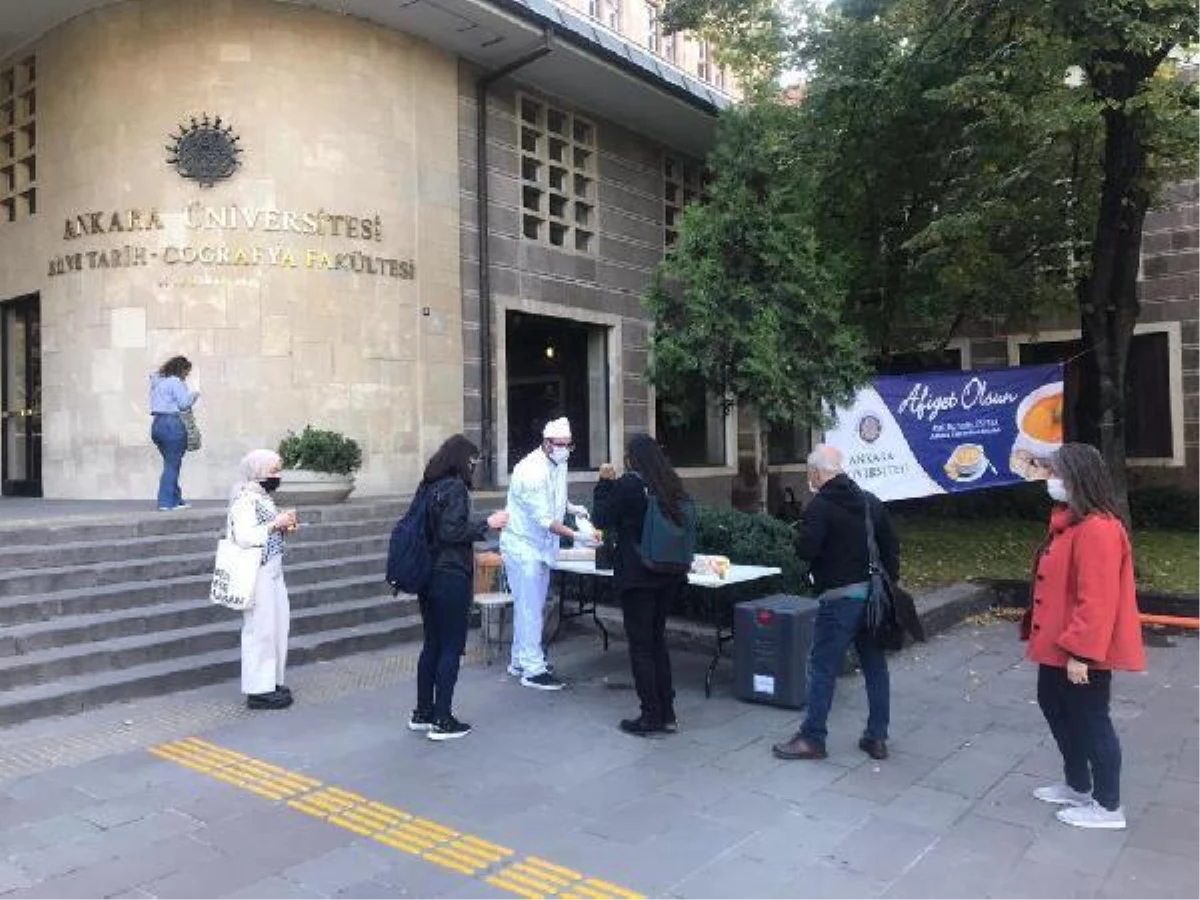 Ankara Üniversitesi\'nden her sabah öğrencilere sıcak çorba