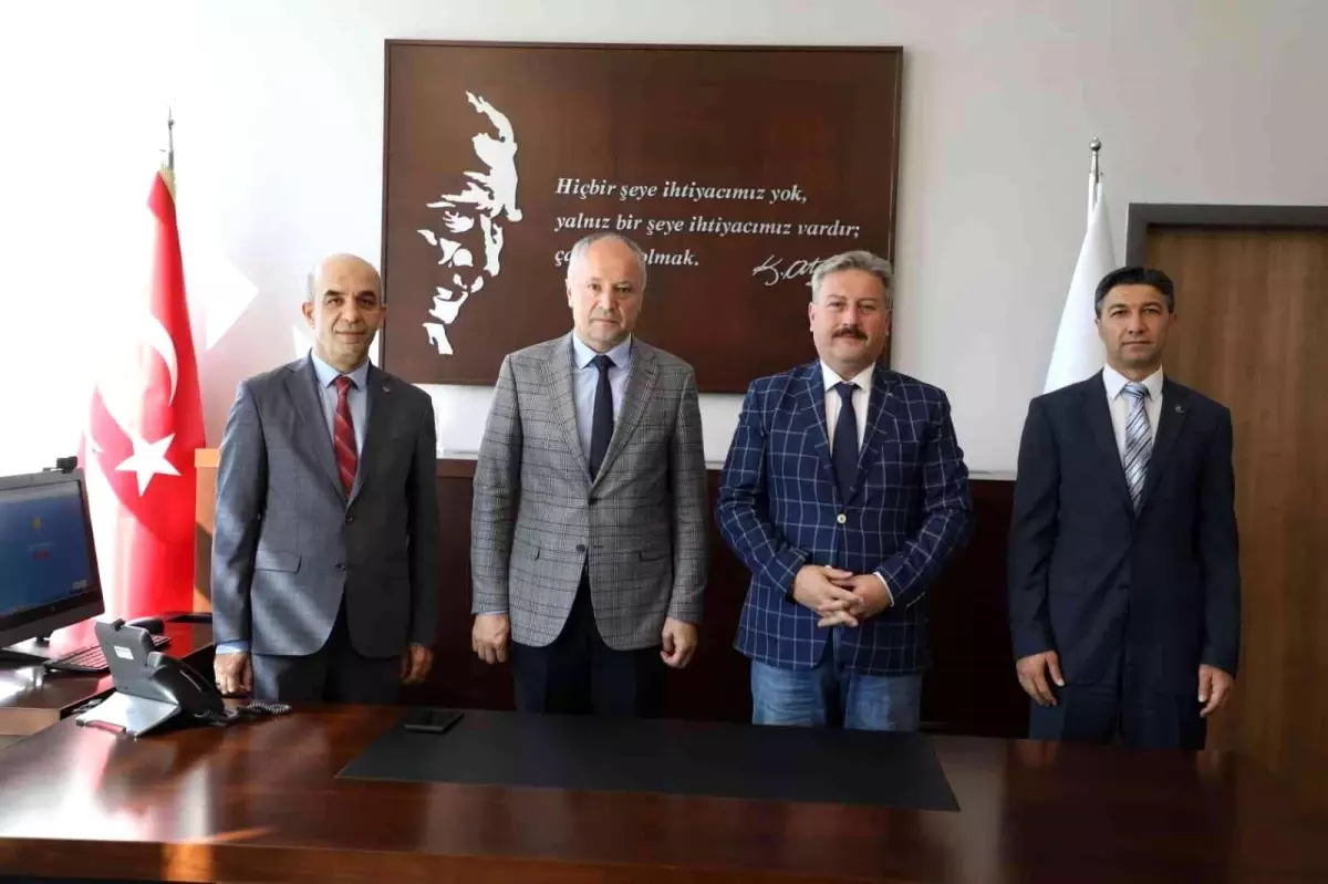 Başkan Palancıoğlu Tapu ve Kadastro Kayseri Bölge Müdürlüğünü ziyaret etti