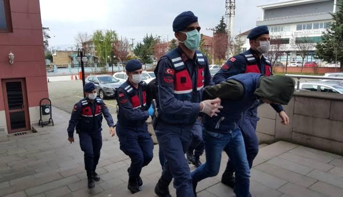 Son dakika: Başkent\'te uyuşturucu operasyonları: 10 gözaltı