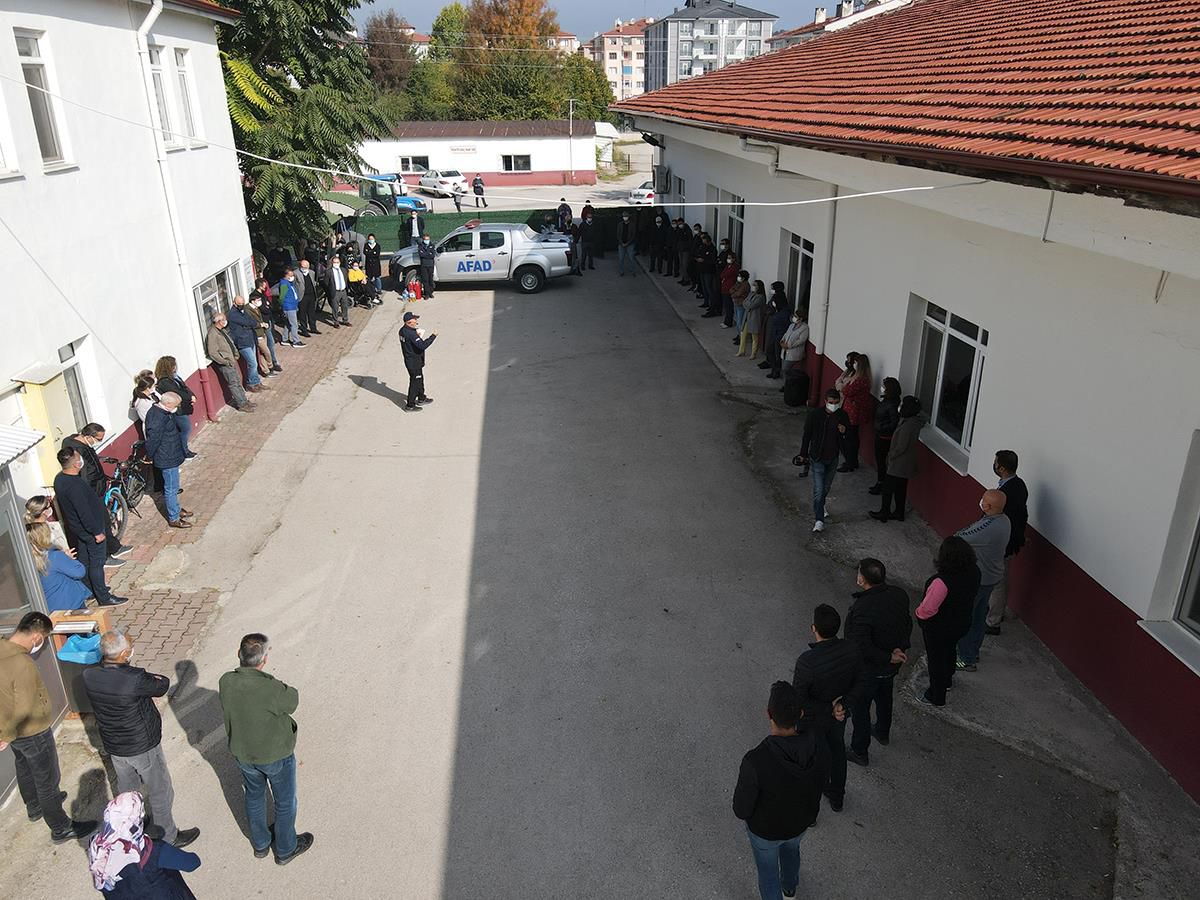 Bolu\'da Tarım ve Orman Müdürlüğü personeline afet eğitimi verildi