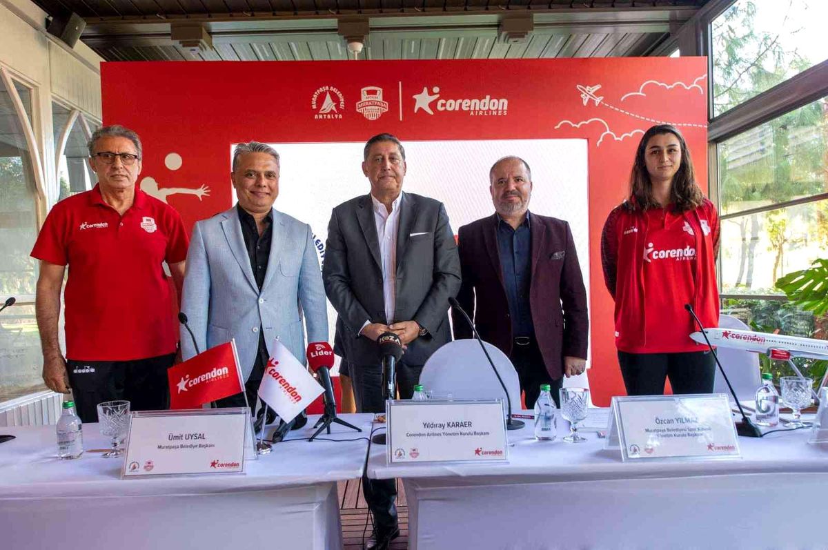 Corendon Airlines, Muratpaşa Belediyesi Kadın Voleybol Takımı\'nın ana sponsoru oldu