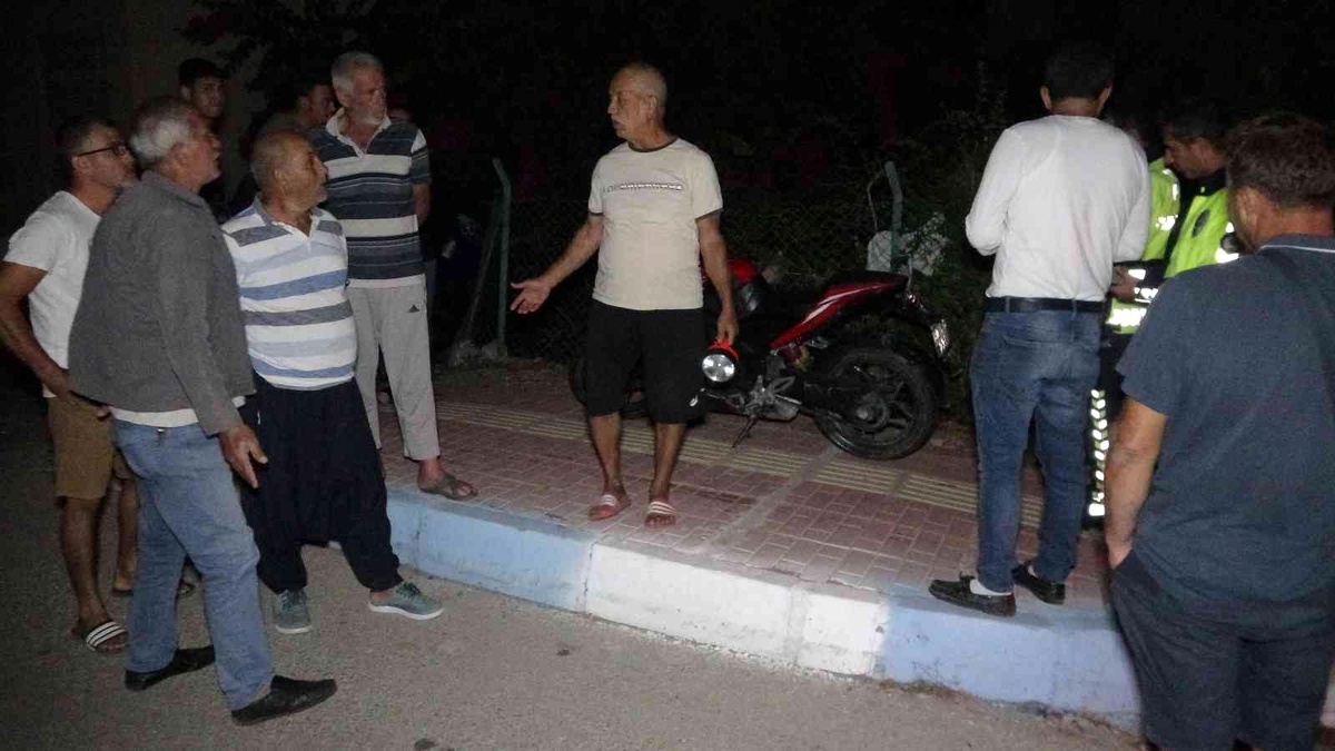 Son dakika haberi | Erdemli\'de motosiklet kazası: 1\'i ağır 3 yaralı