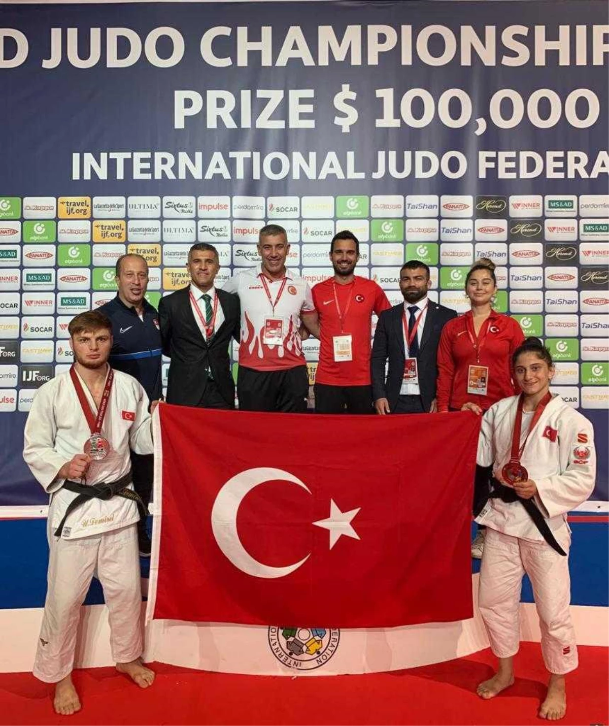 Gençler Dünya Judo Şampiyonası\'nda iki madalya