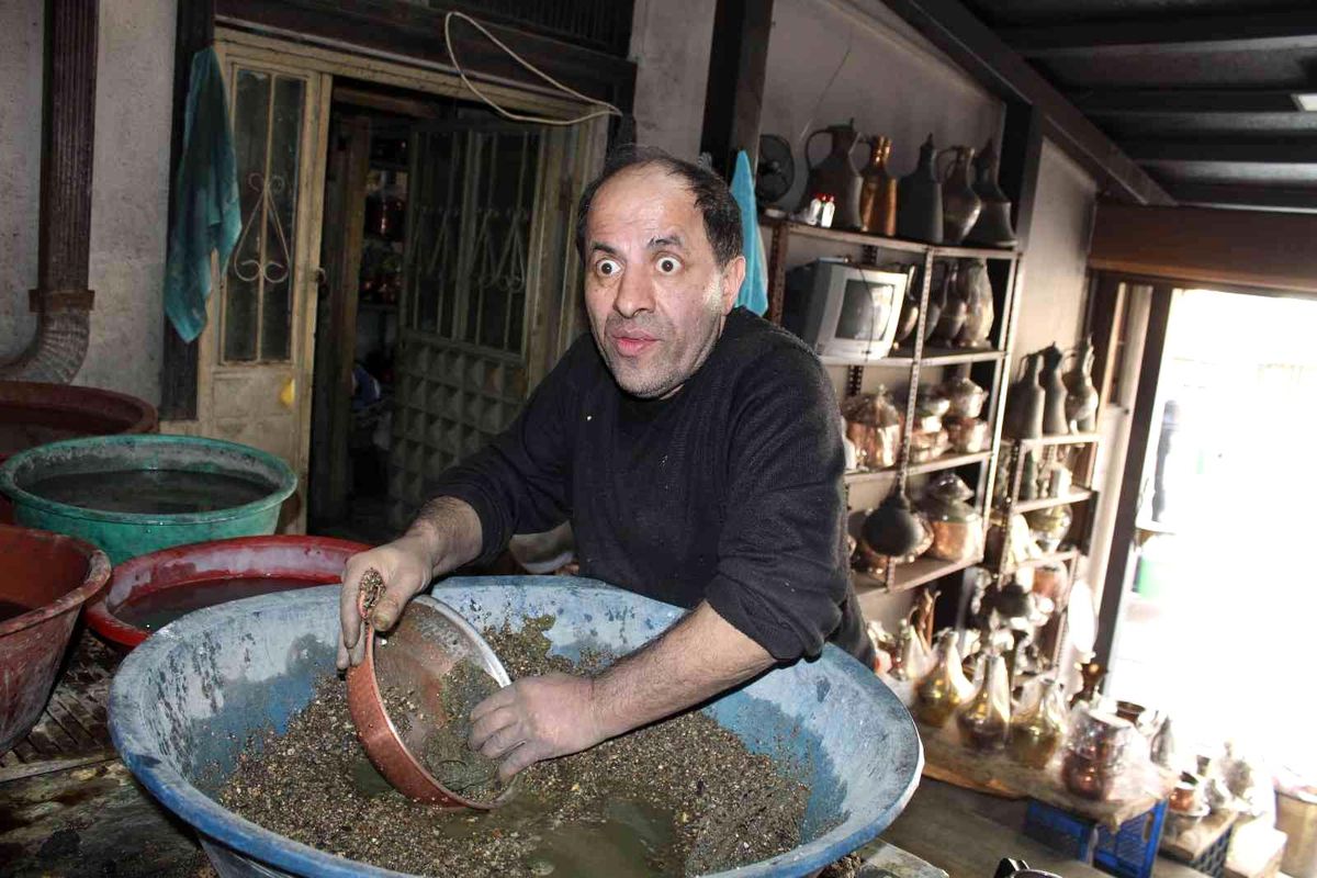 Görmeden kalaylıyor
