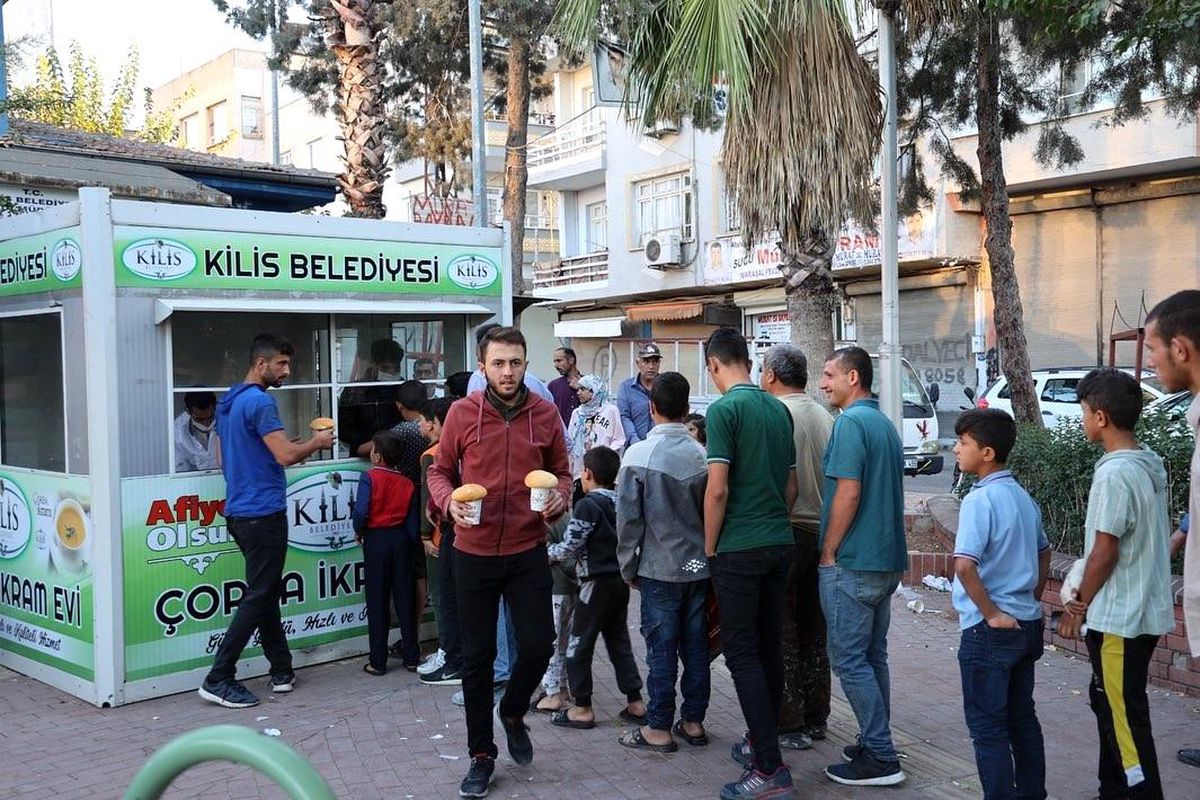 Günde 2 bin kişiye çorba ikramı