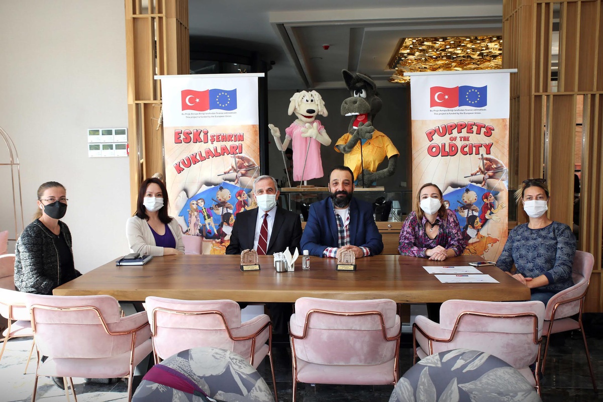 Kukla Atölye Çalışmaları sertifika töreniyle sona erdi
