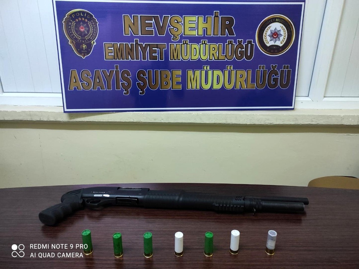 Husumetlisi zannettikleri araca ateş eden iki şüpheli tutuklandı