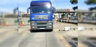 Pendik'ten, İtalya'ya gidecek olan tırda 85,5 kilo eroin ele geçirdi