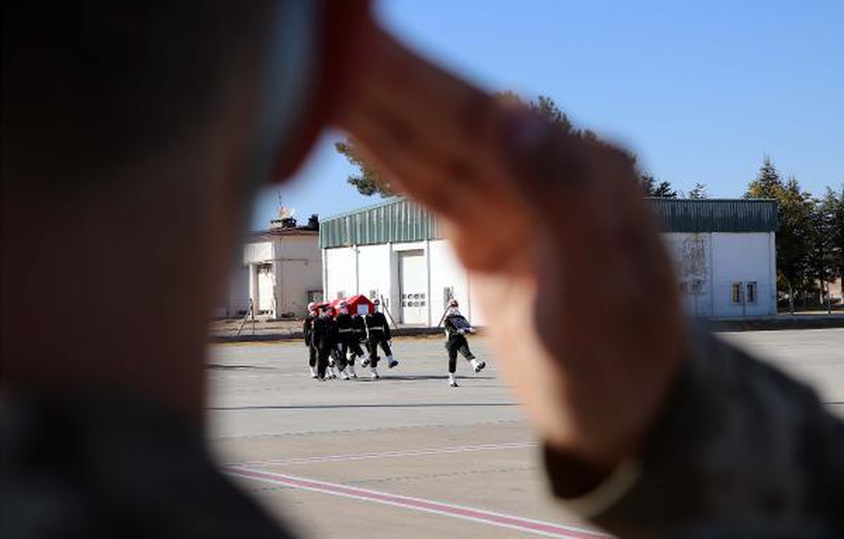 Son dakika: Şehit Özköse, törenle memleketine uğurlandı