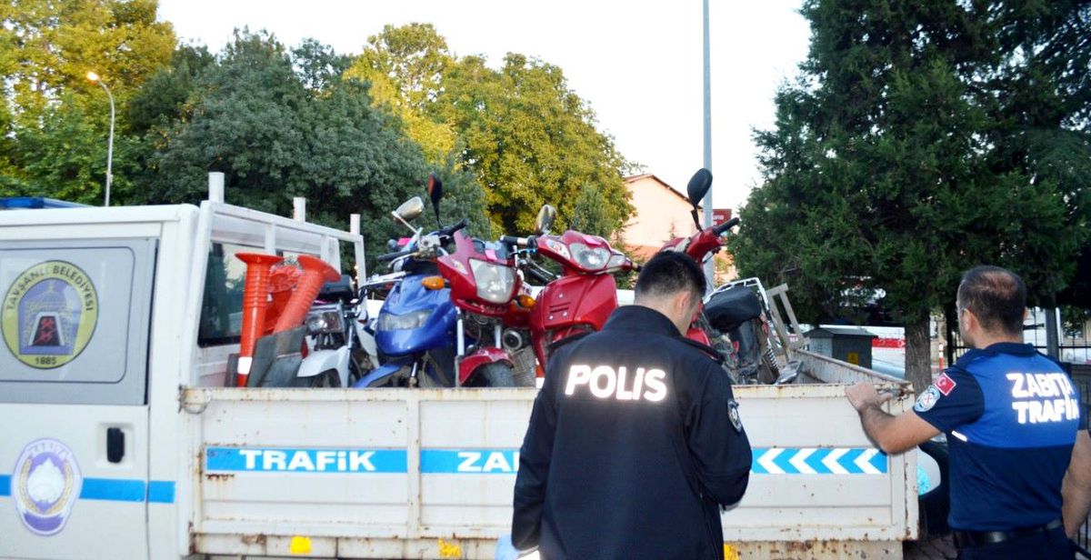 Tavşanlı\'da motosiklet denetimleri devam ediyor