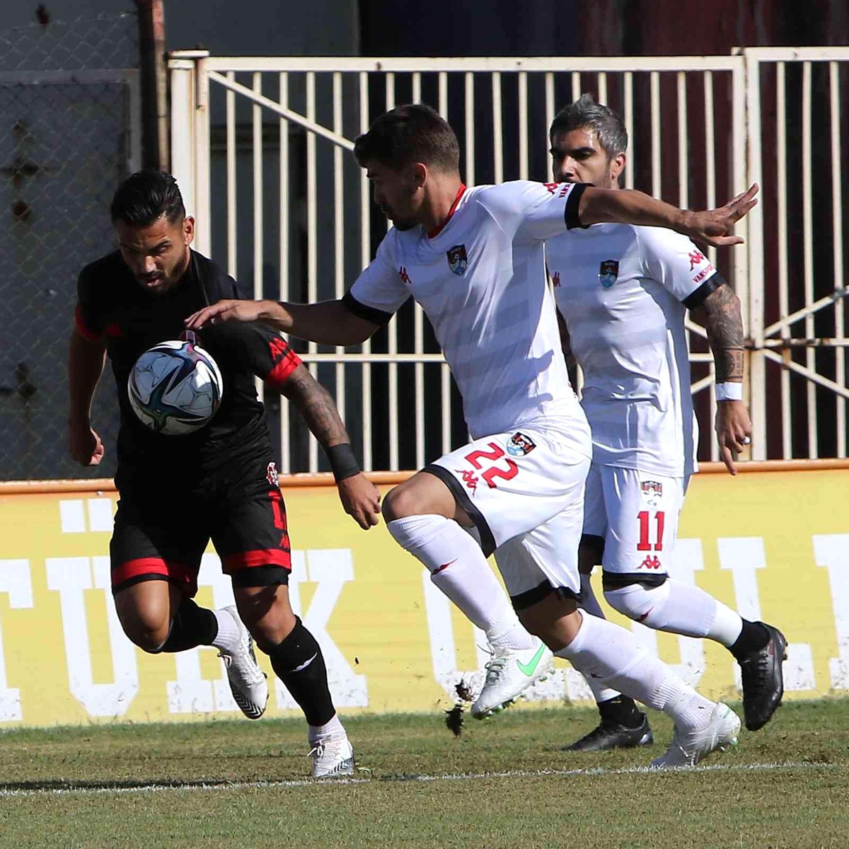 TFF 2. Lig: Turgutluspor: 1 Vanspor FK: 3