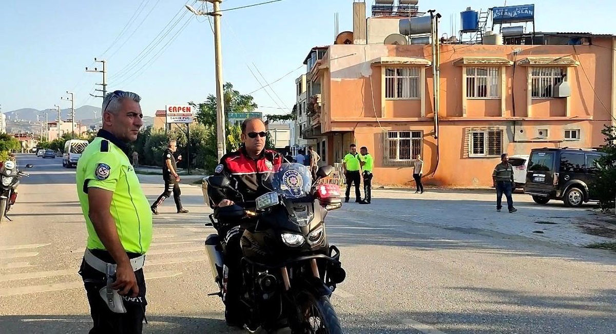Son dakika haber! Trafik kazasını izlemeye gelen 2 kişi bir anda kavgaya tutuştu