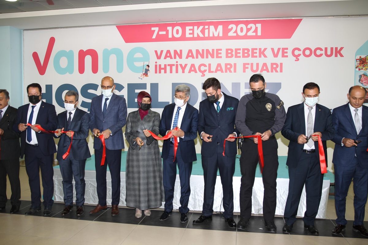 Van\'da Anne Bebek ve Çocuk Fuarı Açıldı
