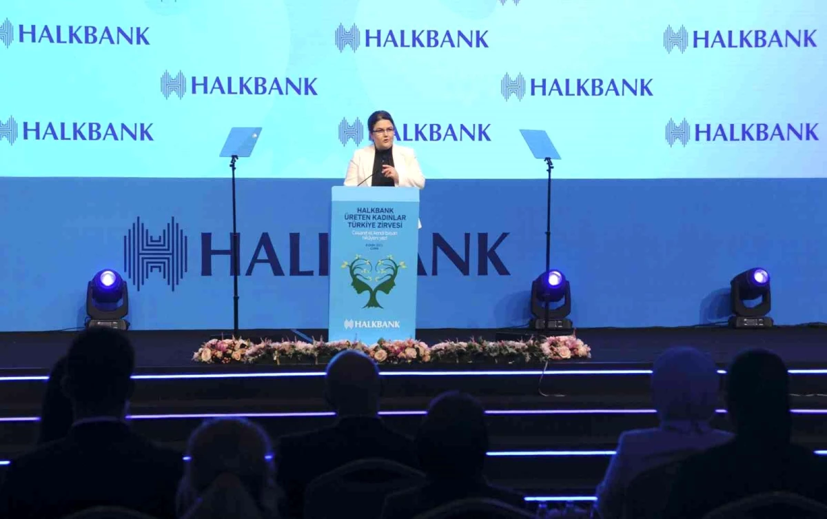 Son Dakika | Bakan Yanık: "2023 yılında kadınların iş gücüne katılım oranının yüzde 38,5\'e yükselmesini hedefliyoruz"