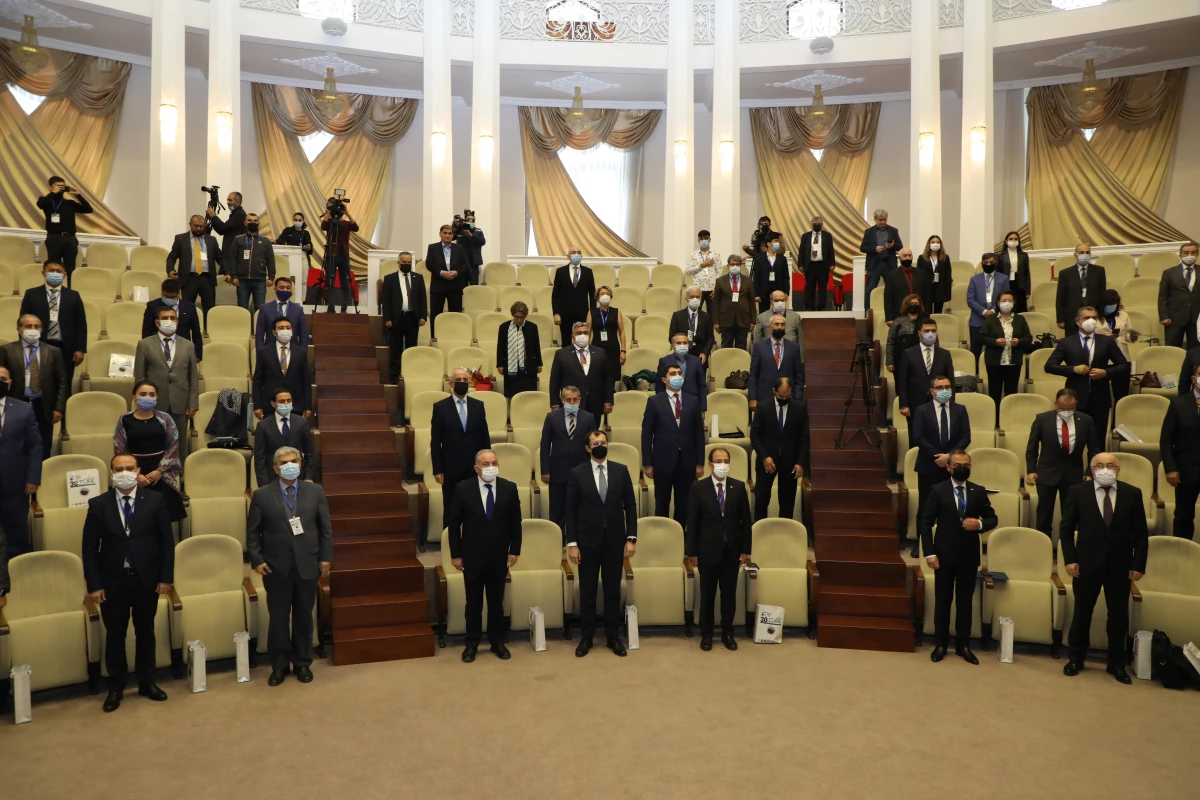 Bakü\'de "Bağımsızlıklarının 30. Yılında Türk Devletleri ve Türk Dünyası Bilgi Şöleni" düzenlendi