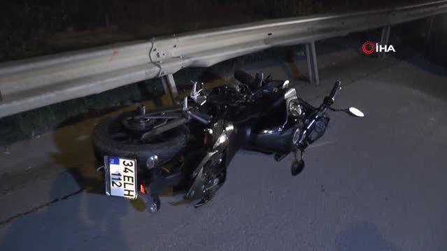 Cekmekoy De Kontrolden Cikan Motosiklet Bariyerlere Carpti 1 Olu Son Dakika
