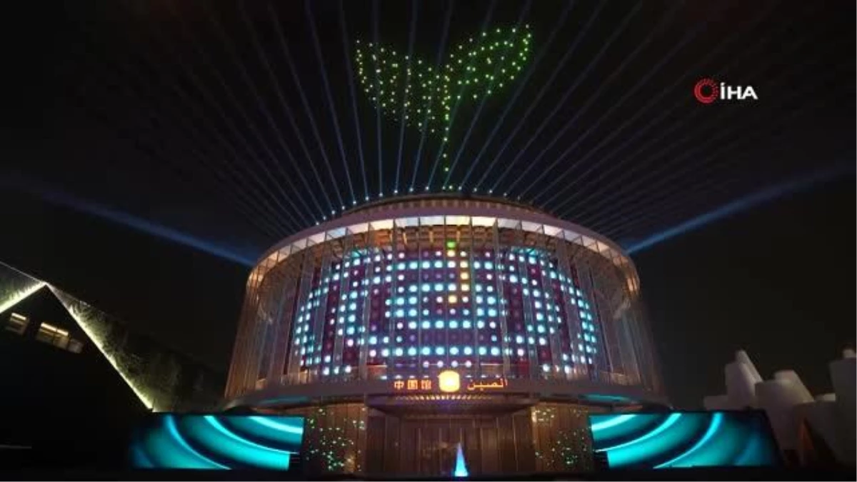 Dubai\'deki Expo 2020\'de ışık gösterileri hayran bırakıyor