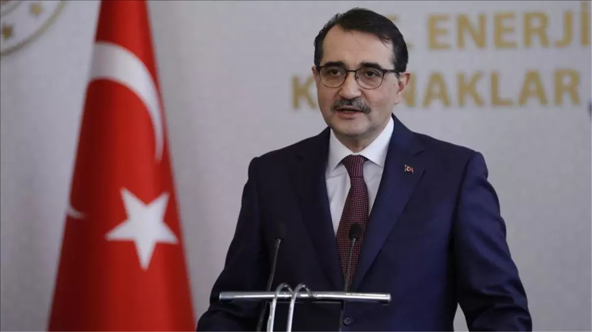 Bakan Dönmez\'den doğalgaz ve elektrik fiyatları hakkında açıklama yaptı: Vatandaşa en az şekilde yansıtıyoruz