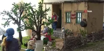 Emekli öğretmen, Türk örf ve adetlerini diorama sanatına aktarıyor