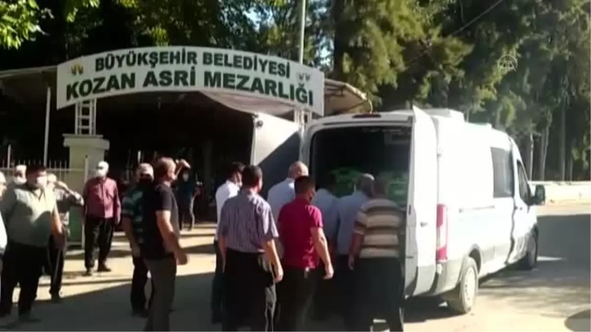 Son dakika haberi | Hakkari\'de maden ocağındaki göçükte ölen 2 işçinin cenazeleri Adana\'da defnedildi