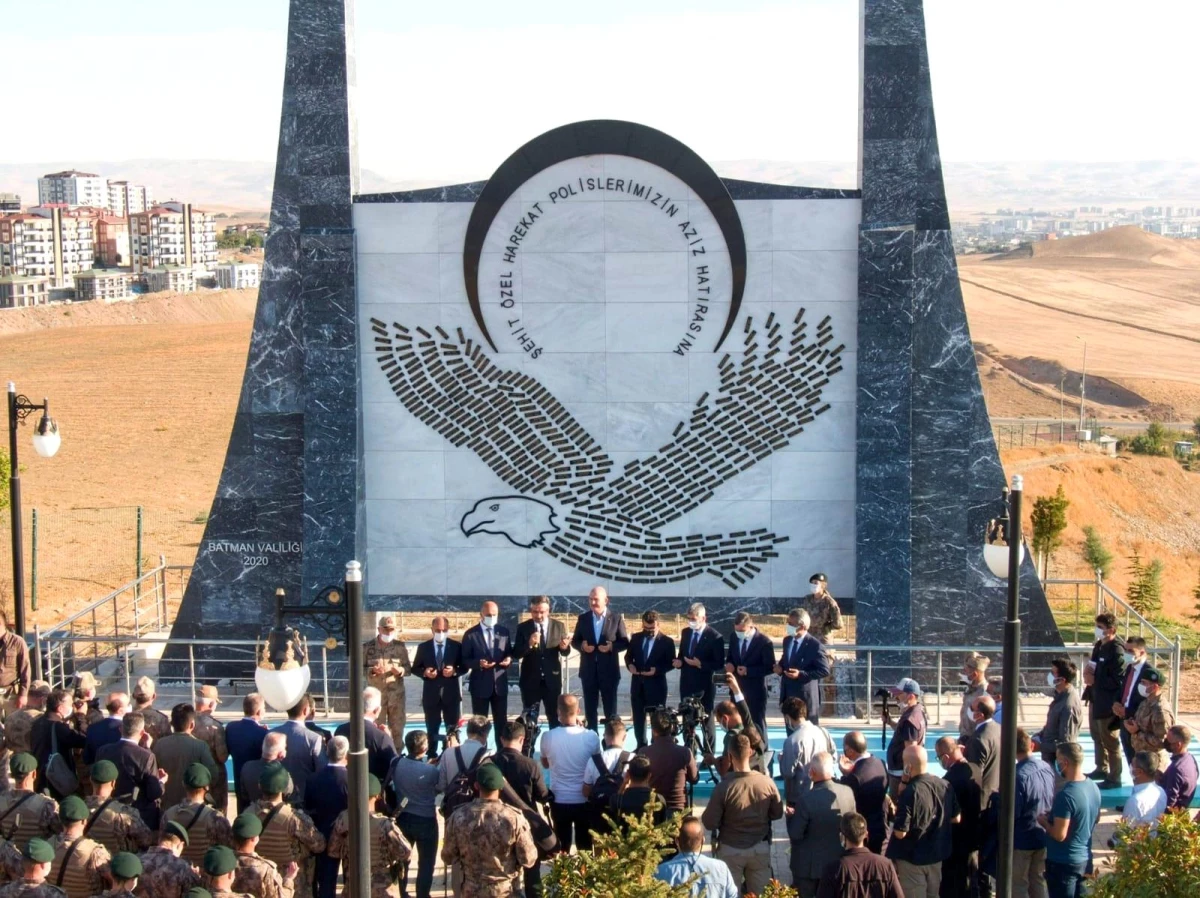 İçişleri Bakanı Süleyman Soylu, Bayraktepe Anıtı\'nın açılışına katıldı