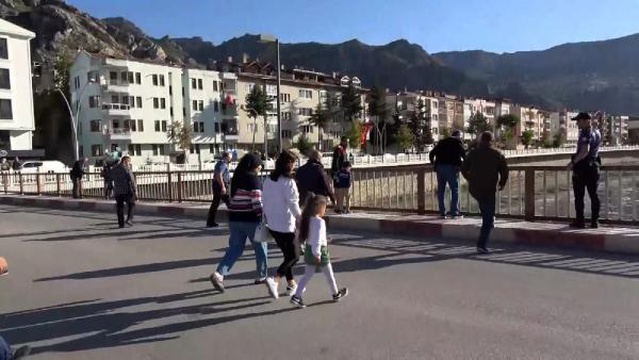 İntihara kalkışan adamı 5 yaşındaki kızı ikna etti