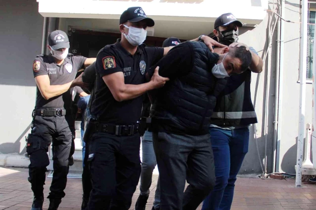 İzmir merkezli çete operasyonunda 34 şüpheli adliyede