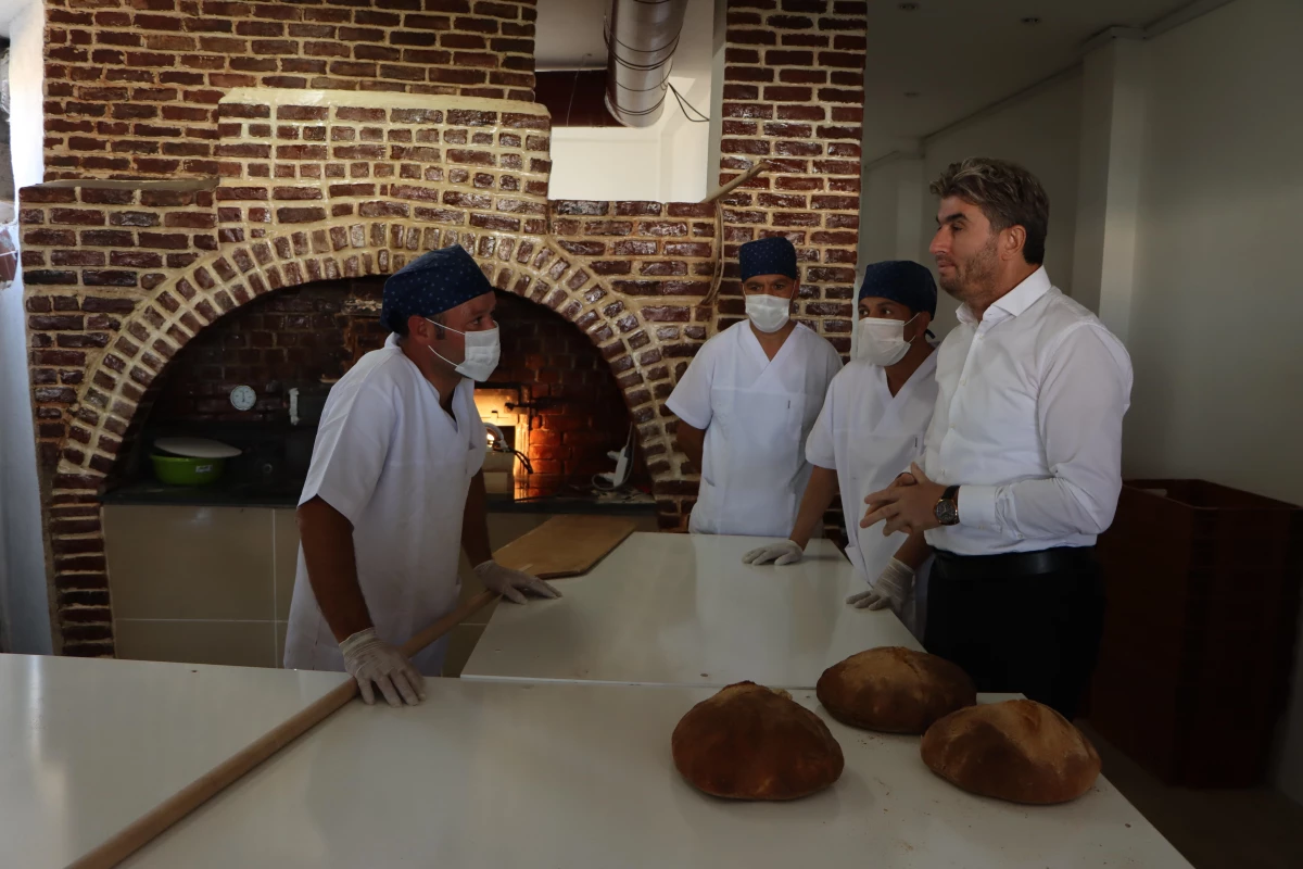 Kula Belediyesi halk ekmek fırını hizmete açıldı