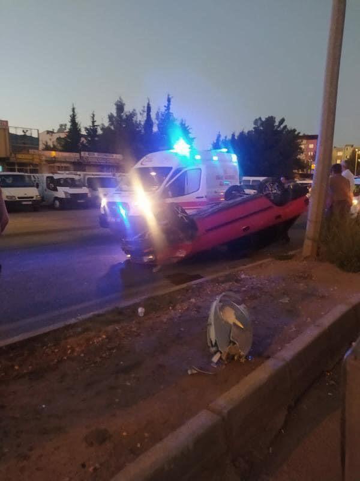 Nurdağı\'nda tırın çarptığı otomobilin sürücüsü yaralandı