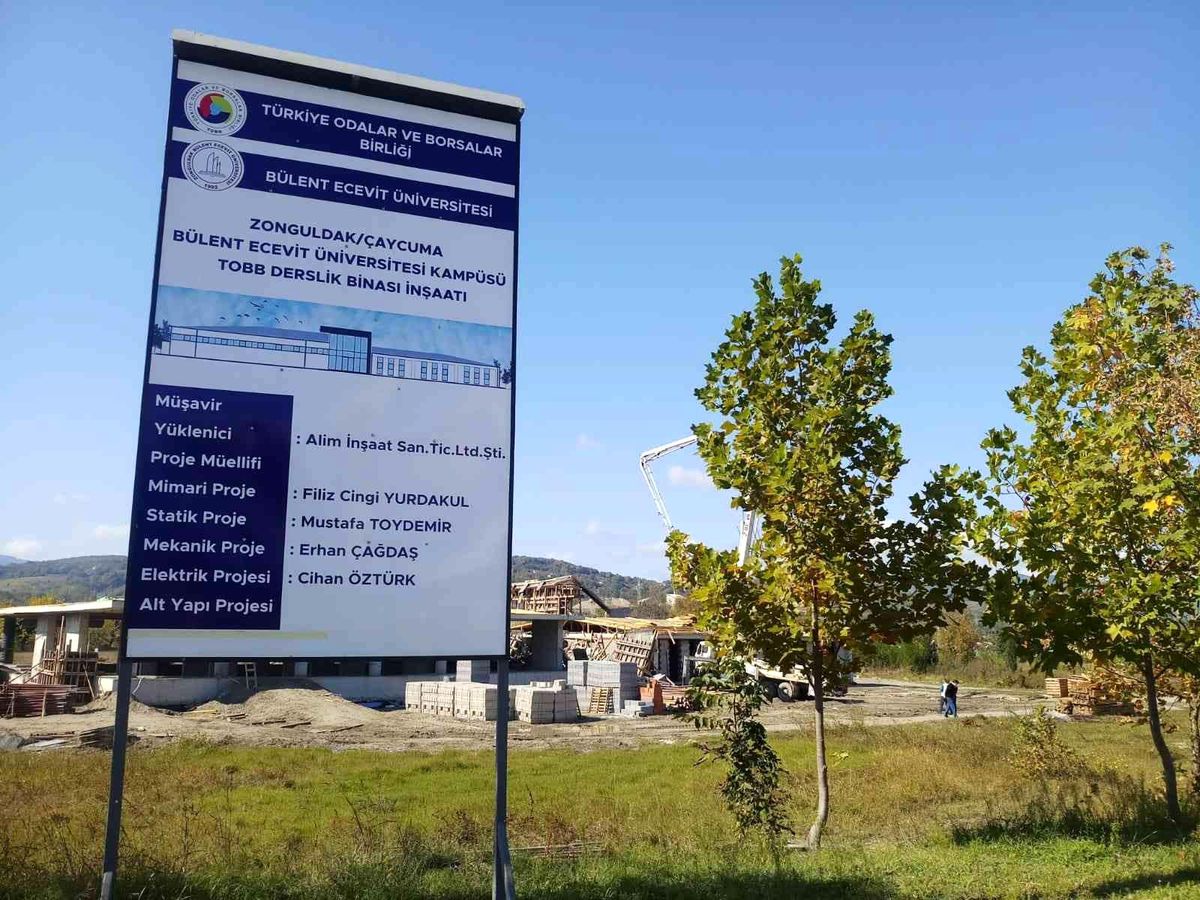 Yurt inşaatında iskele çöktü: 1 ölü, 1 yaralı