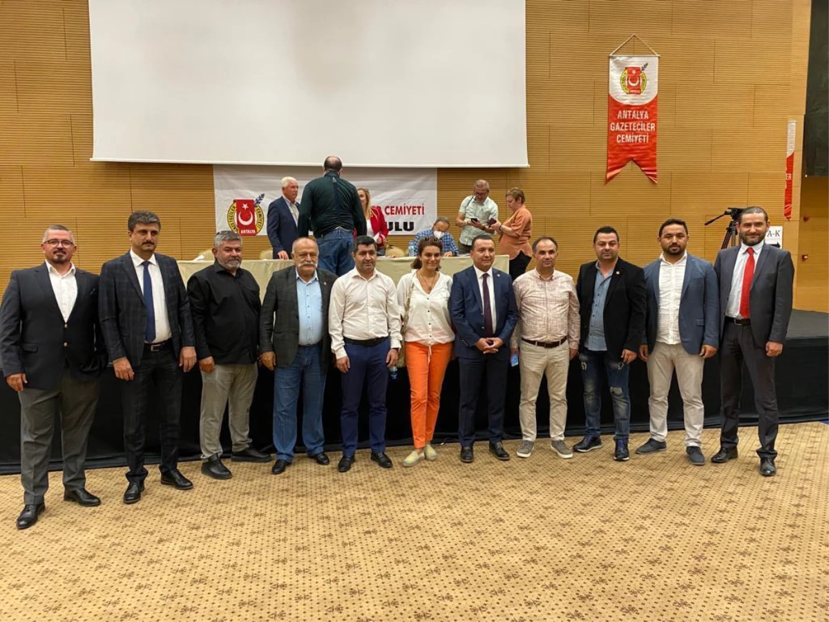 Antalya Gazeteciler Cemiyeti Başkanlığı\'na İdris Taş seçildi
