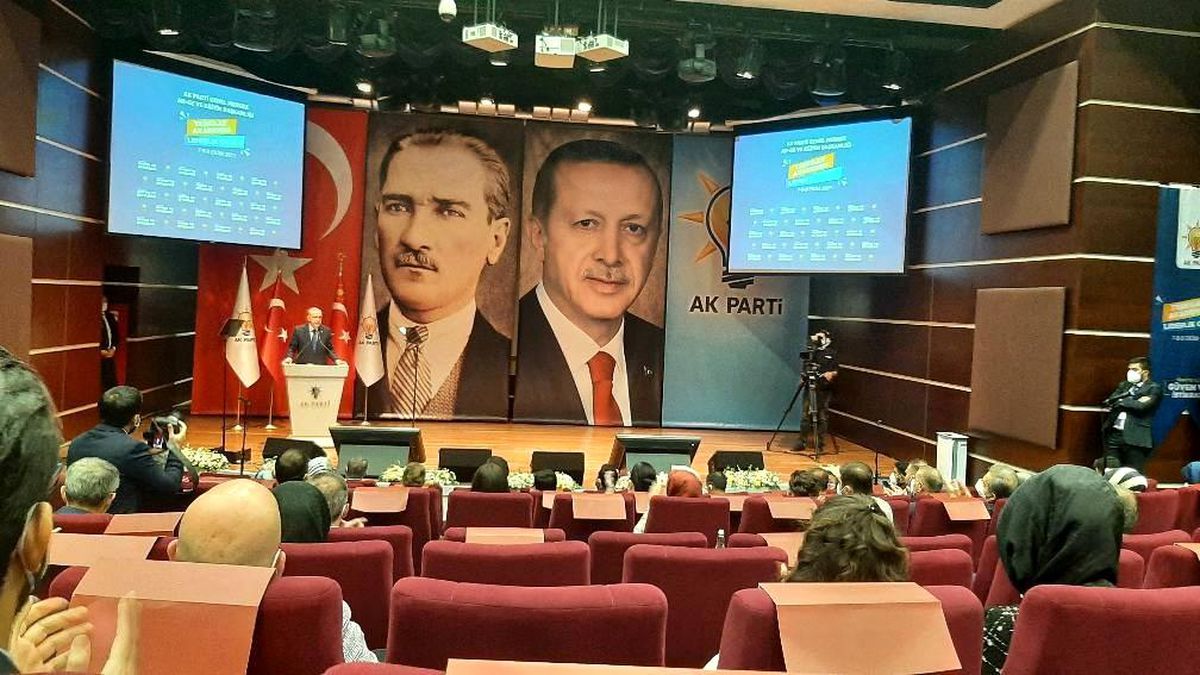Başkan Yıldırım, "2023 seçimlerine kararlı şekilde hazırlanacağız"