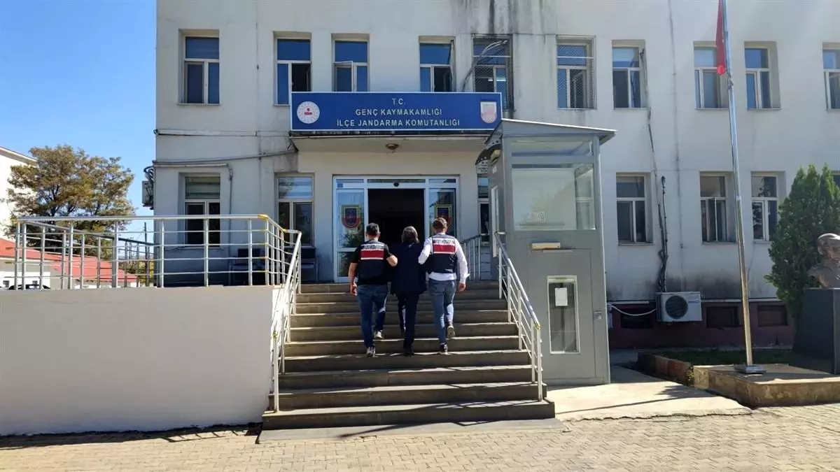 Kasten Öldürmeye Teşebbüs Suçundan Aranan Şahıs Jandarma Tarafından Genç İlçesi Kırsalında Yakalandı