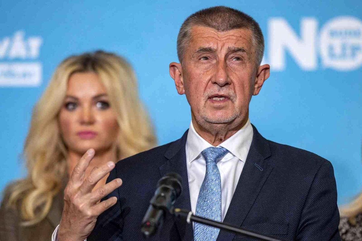 Çekya\'da resmi olmayan sonuçlara göre muhalefet mecliste çoğunluğu sağladı