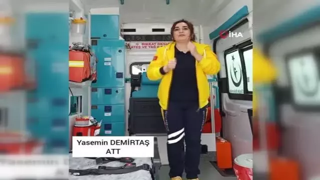 Eğitim alan sağlık çalışanları sertifikalarını aldı, işaret diliyle klip çekti