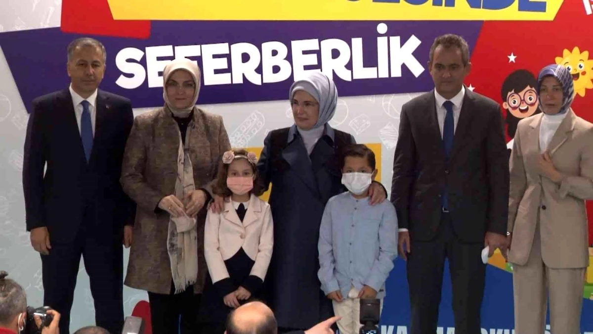 Emine Erdoğan: "Kadınların güçlenmesinin bir sonraki aşaması, daha güçlü ailelerin ortaya çıkmasıdır"