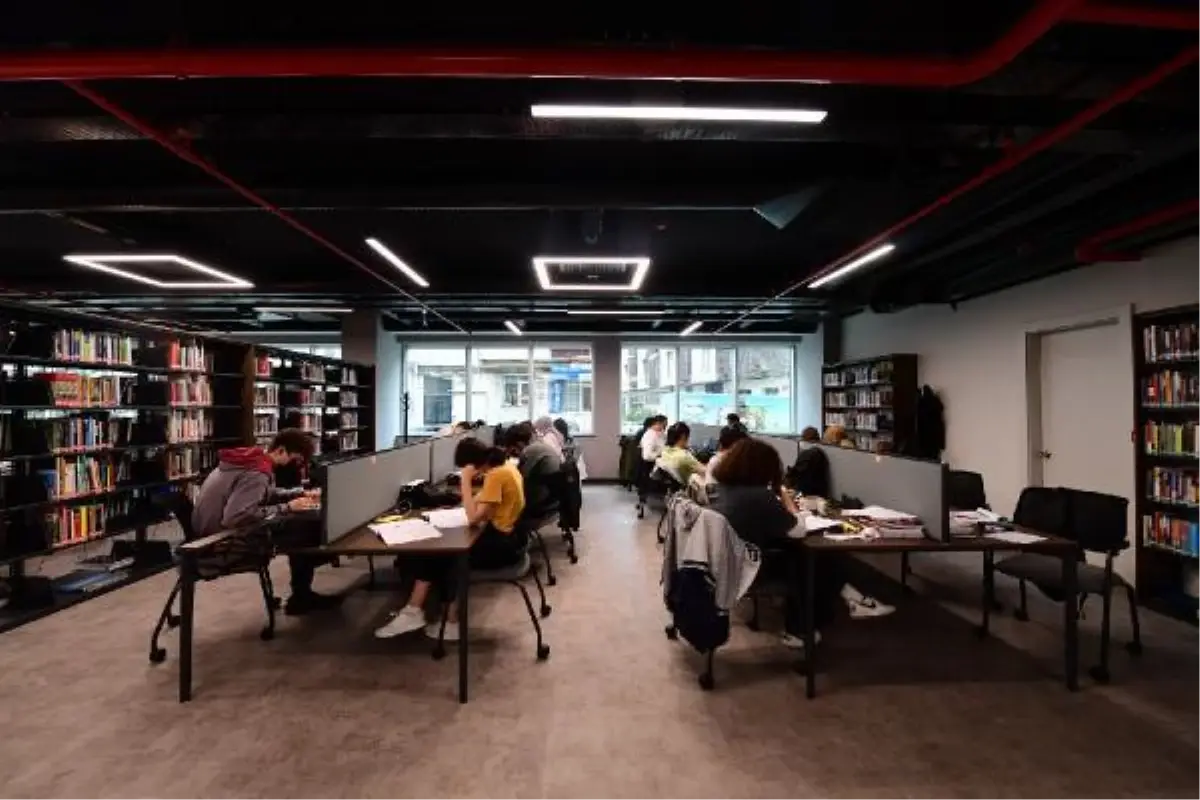 Fatih Merkez Kütüphanesi\'nin üye sayısı 25 bine yaklaştı