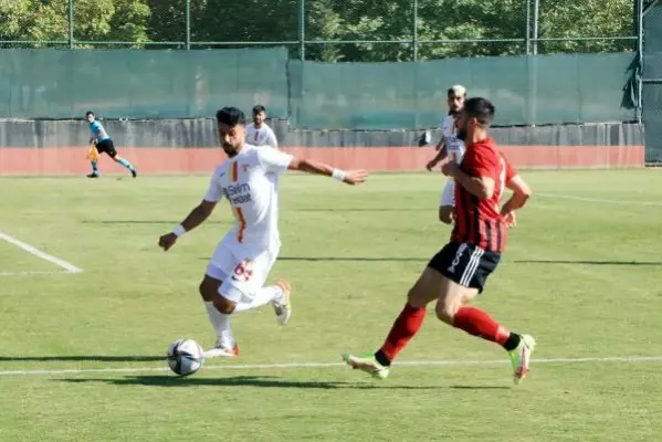Karbel Karaköprü Belediye Spor - Edirnespor: 0-2