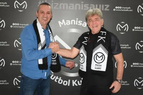 Manisa FK'da Şensoy imzaladı