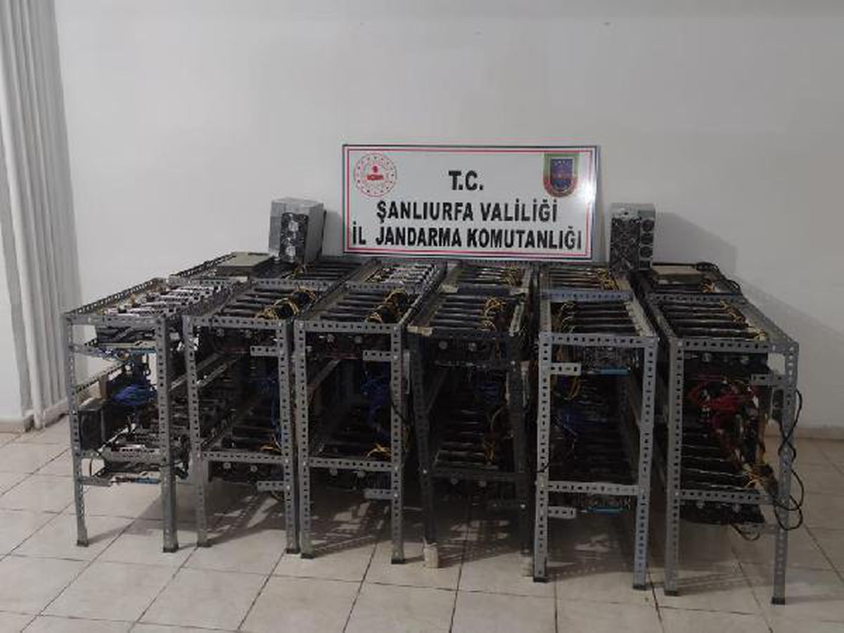 Son Dakika | Şanlıurfa\'da, yasa dışı kripto para üretimine 2 gözaltı