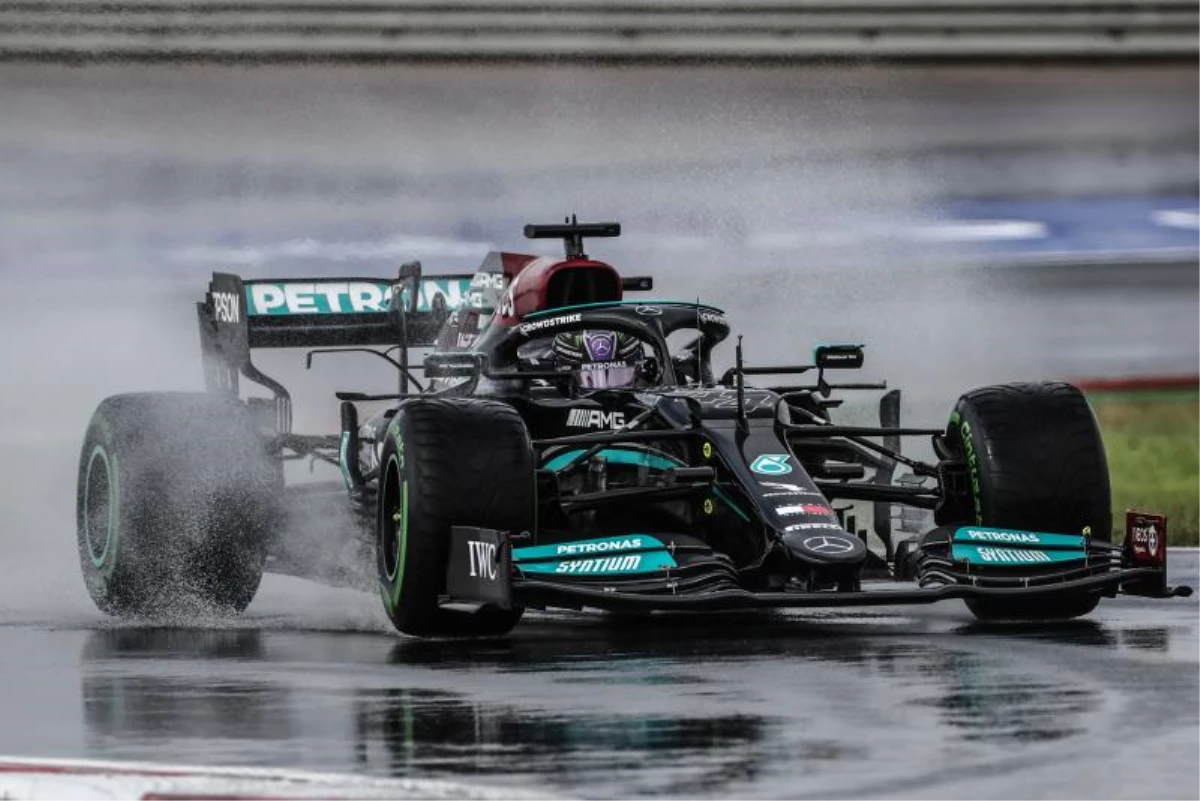 Tarihin en iyisi olmaya kafayı taktı! Lewis Hamilton, İstanbul Park pist rekoru kırdı