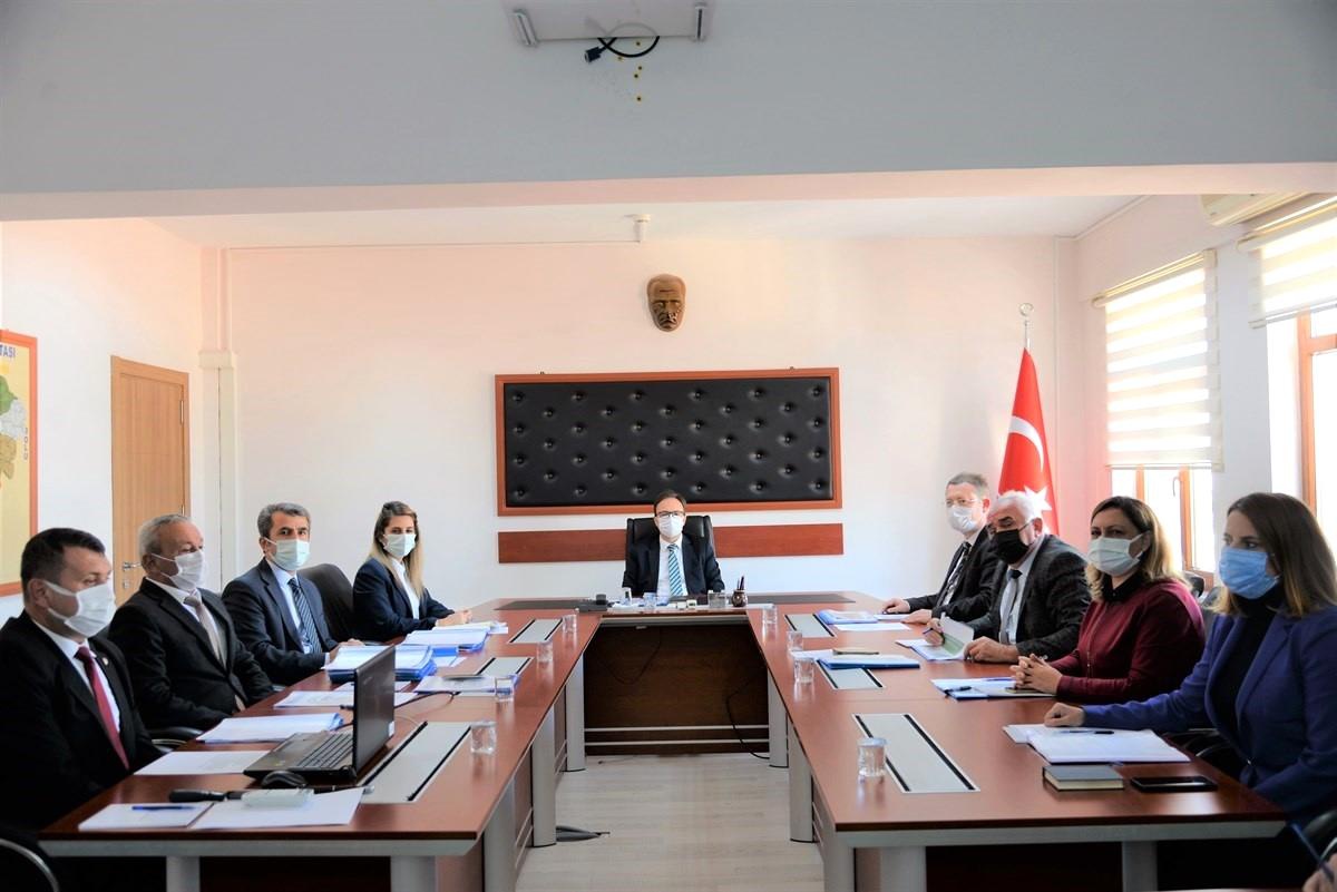 Son dakika haberleri! Vali Dr. Kızılkaya, kırsal alanda yürütülen projeler, yatırım ve çalışmalar hakkında bilgiler aldı
