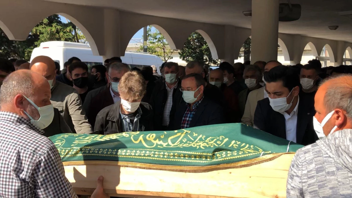 Son dakika haber | Rize\'de çay fabrikasındaki patlamada ölen kişinin cenazesi defnedildi