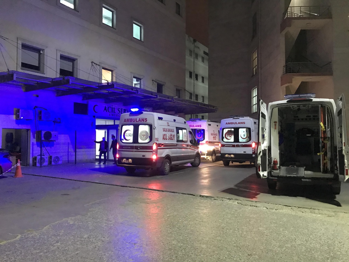 Sakarya\'da yabancı uyrukluların kavgasında 1 kişi öldü, 2 kişi yaralandı