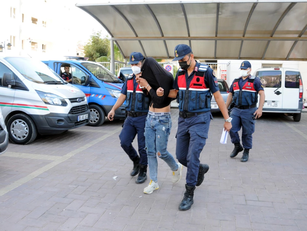Antalya\'da silahlı kavgada bir kişiyi yaralayan şüpheli tutuklandı