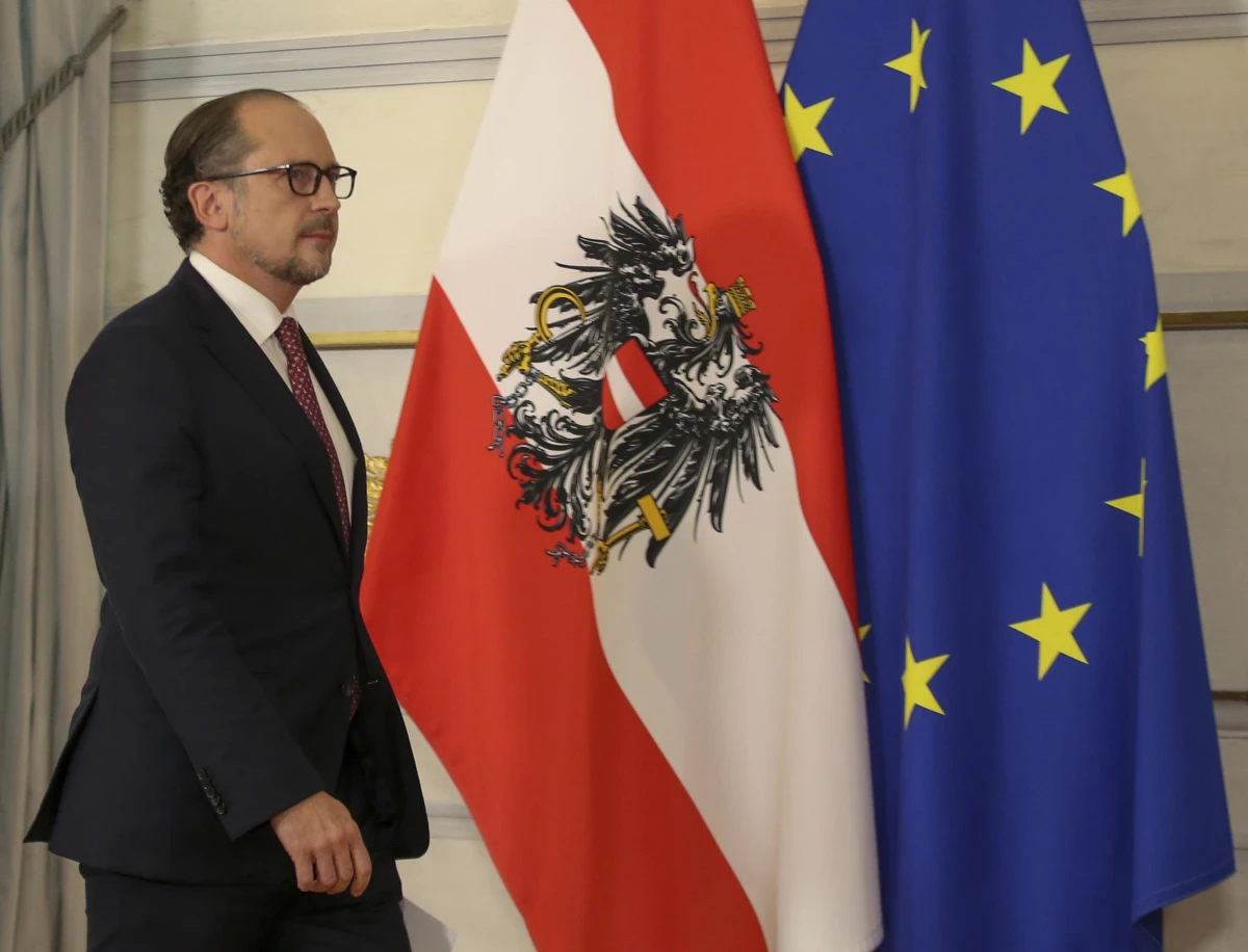 Avusturya\'nın yeni Başbakanı Schallenberg "Kurz\'la çok yakın çalışacağını" söyledi