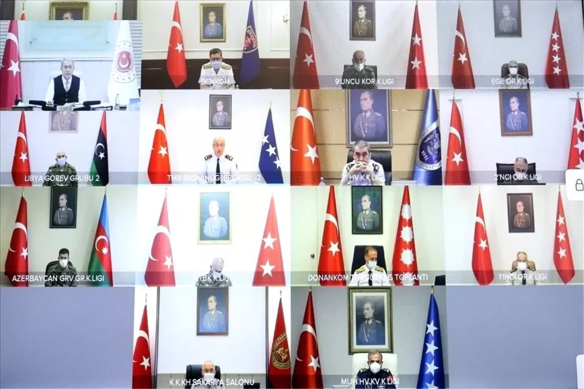 Son dakika: Bakan Akar birlik komutanlarıyla online toplantı yaptı