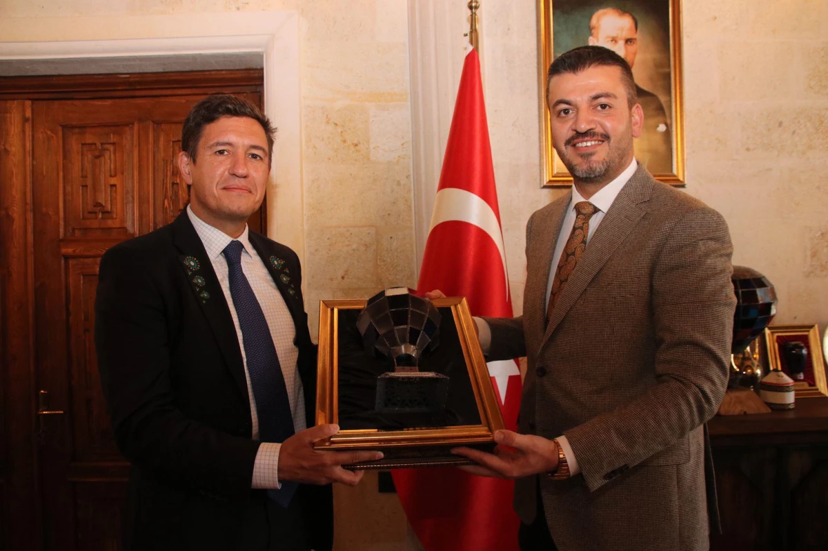 Bulgaristan\'ın Ankara Büyükelçisi Tcholakov Ürgüp\'te